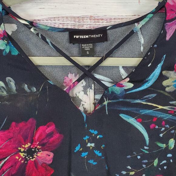 Retro Black Floral Bell Sleeve Top Fairy Whimsigoth Blouse Oversized Sm V-Neck - Picture 3 of 10